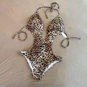 NWT Victoria’s Secret sexy one piece bathing suit leopard print